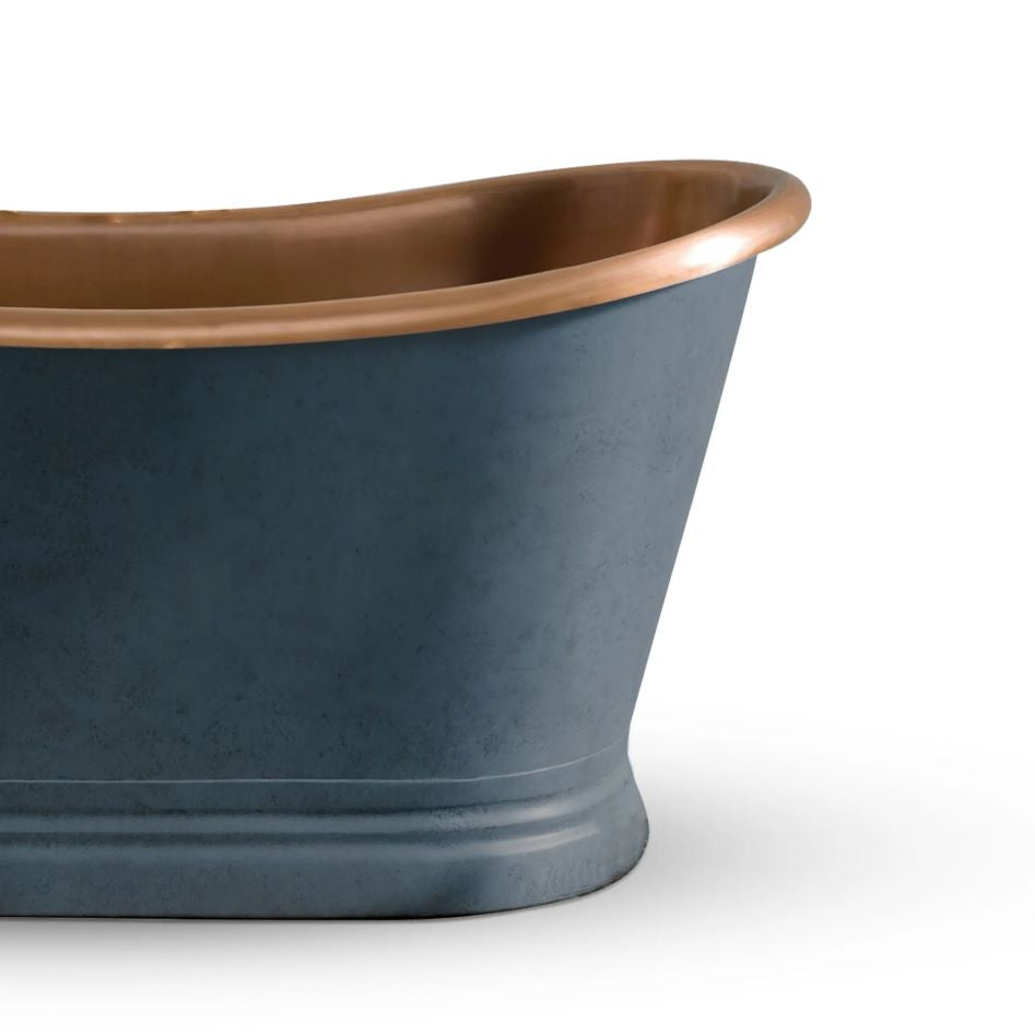 Coppersmith Creations Slanted Cascading Base Copper Bathtub RAL 7024 Graphite grey Exterior & Antique Finish Interior close up of right side