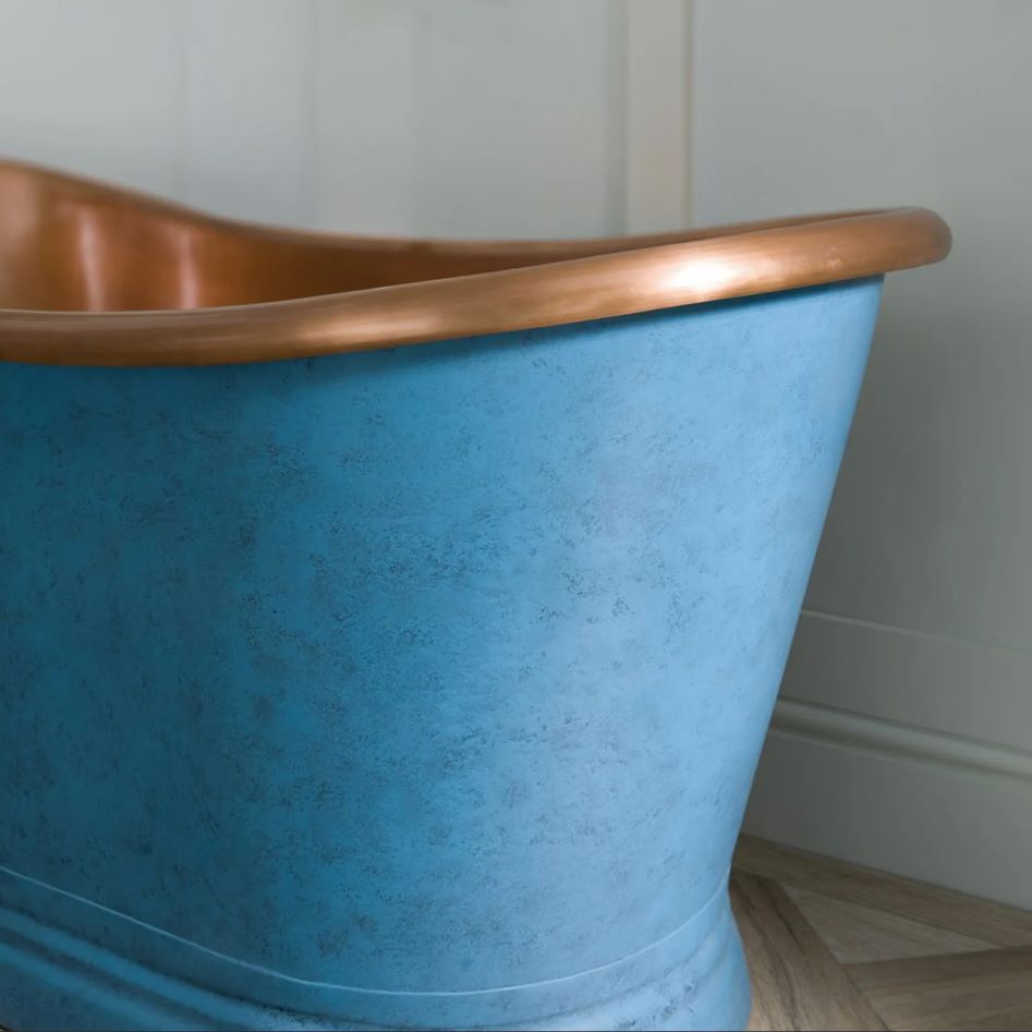 Coppersmith Creations Slanted Cascading Base Copper Bathtub Verdigris Blue Patina Exterior & Antique Finish Interior with close up shot of front