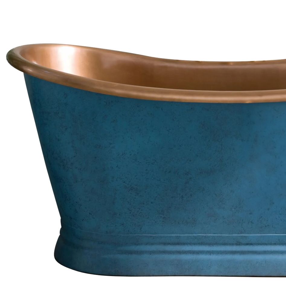 Coppersmith Creations Slanted Cascading Base Copper Bathtub Verdigris Blue Patina Exterior & Antique Finish Interior with close up shot of left side