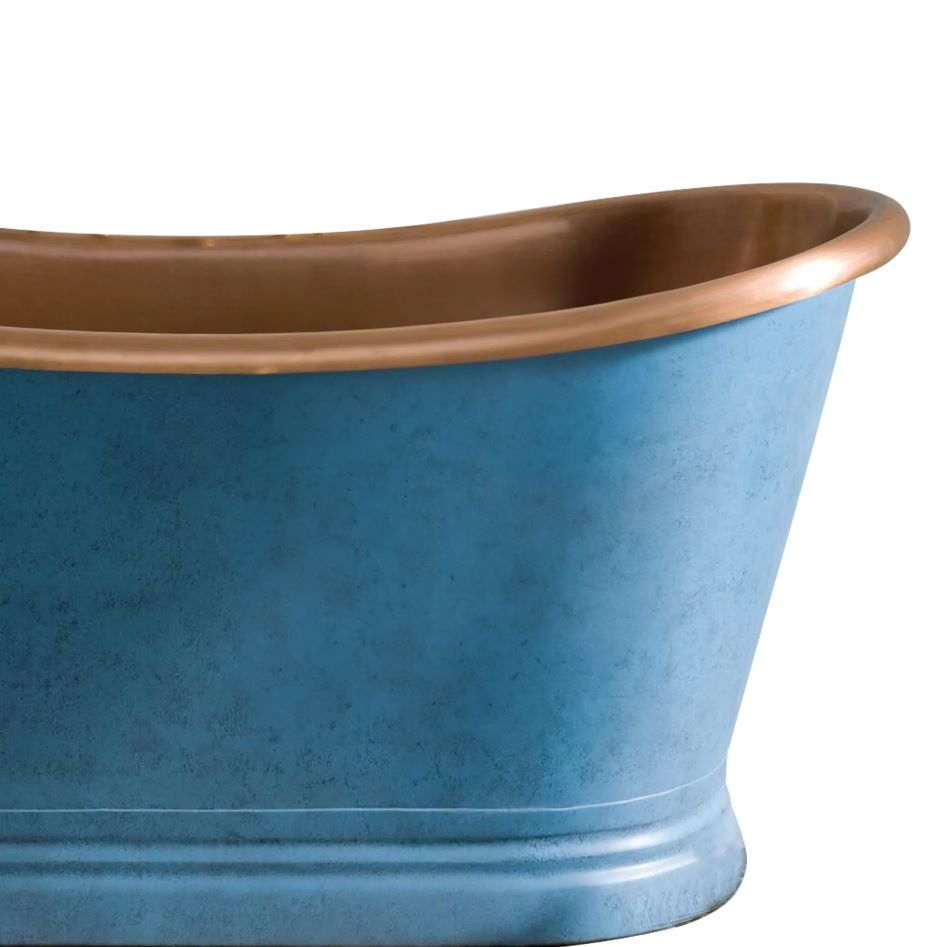 Coppersmith Creations Slanted Cascading Base Copper Bathtub Verdigris Blue Patina Exterior & Antique Finish Interior with close up shot of right side